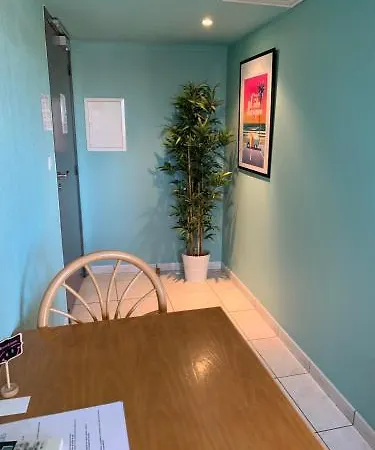 & Appart-hotel Olatua 3* Bidart