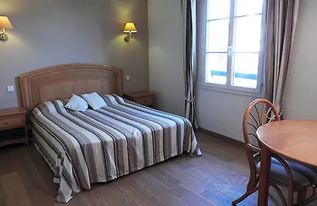 & Appart-hotel Olatua 3* Bidart