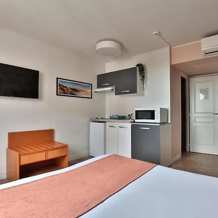 & Appart-hotel Olatua 3*