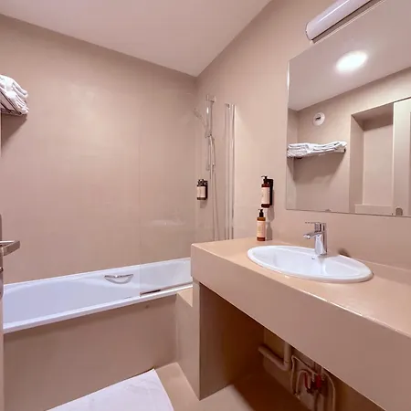 Hotel & Appart-hotel Olatua Bidart