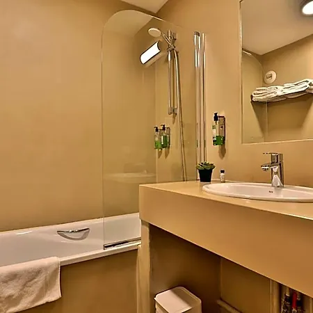호텔 & Appart-hotel Olatua 3*