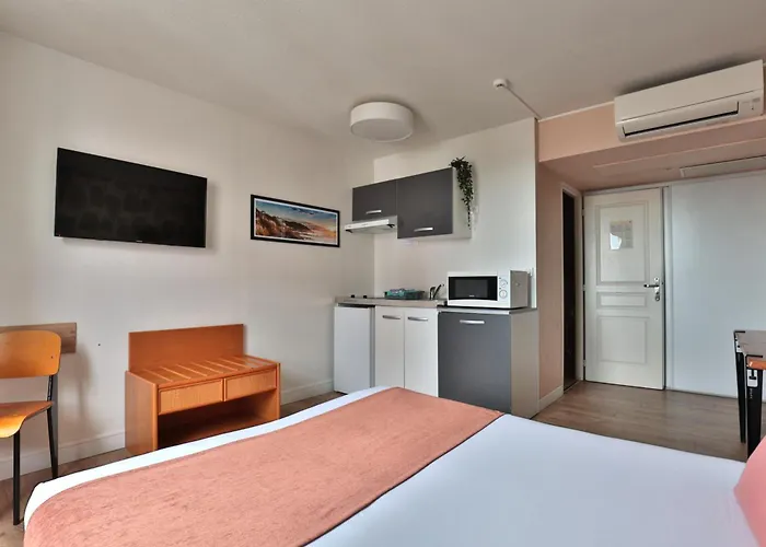 & Appart-hotel Olatua 3*