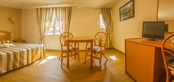 Hotel & Appart-hotel Olatua 3*